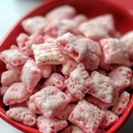 Strawberry Muddy Buddies (Puppy Chow)